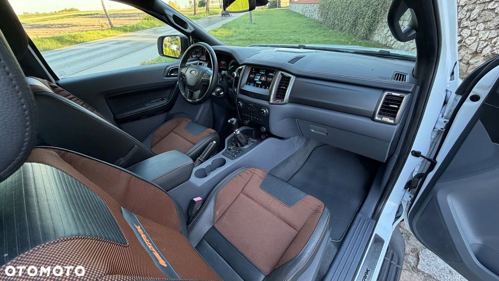 Ford Ranger Wildtrak - 16