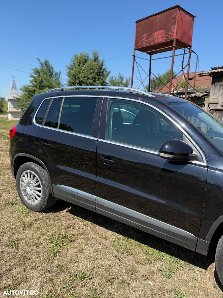 Volkswagen Tiguan - 5