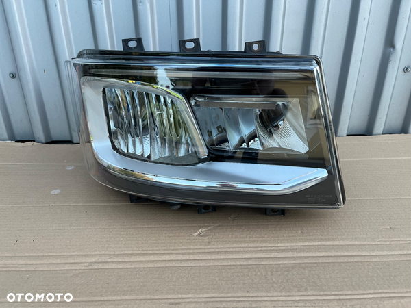Lampa LED Scania R S NGS NGR reflektor 2655849