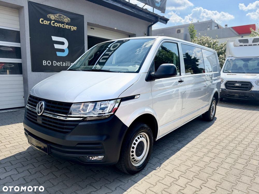 Volkswagen Transporter - 1