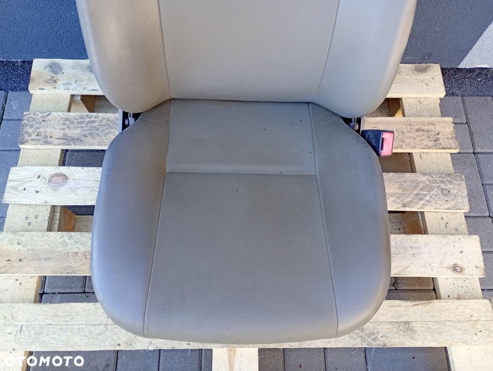 fotel przedni prawy pasażera zapinka vw crafter sprinter w906 2006-2017 - 4