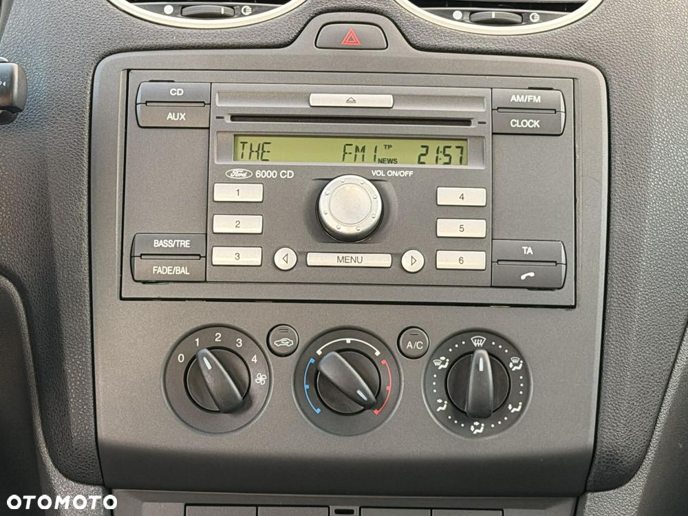 Ford Focus 1.6 Ambiente - 18