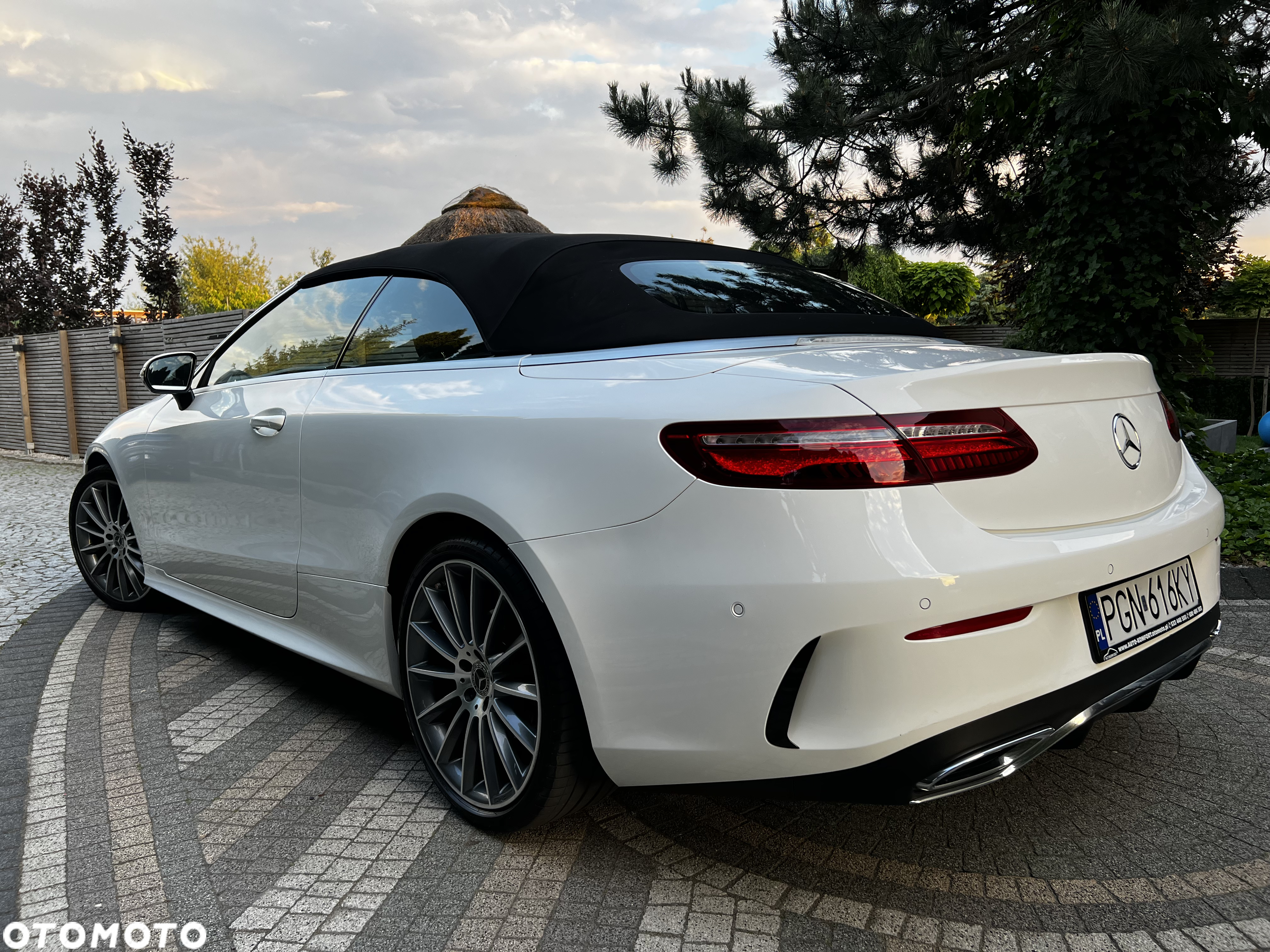 Mercedes-Benz Klasa E 220 d Cabrio 9G-TRONIC AMG Line - 8