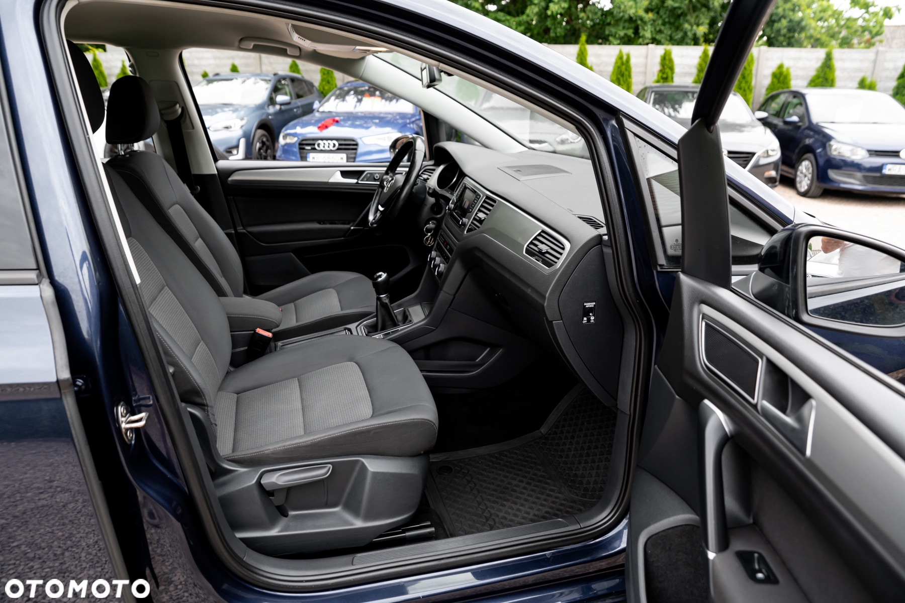 Volkswagen Golf Sportsvan - 24