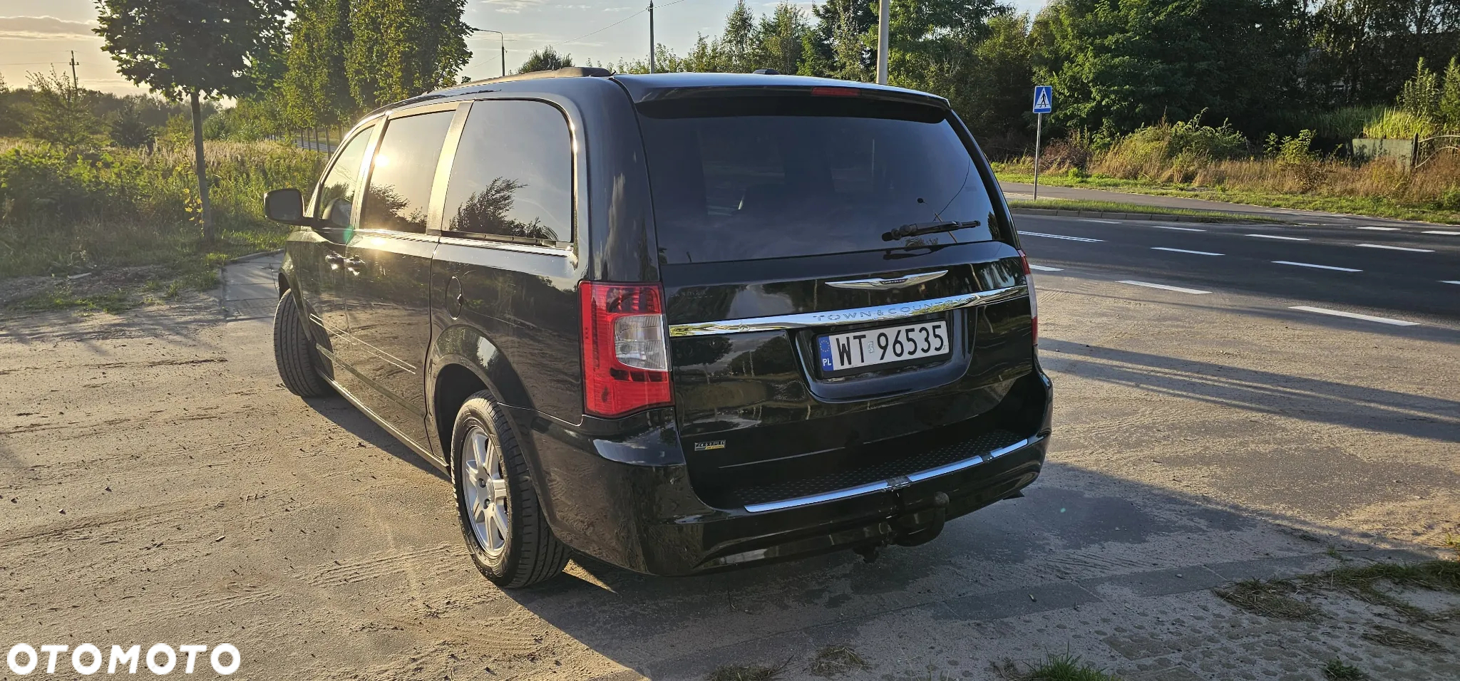 Chrysler Town & Country 3.6 Limited - 4