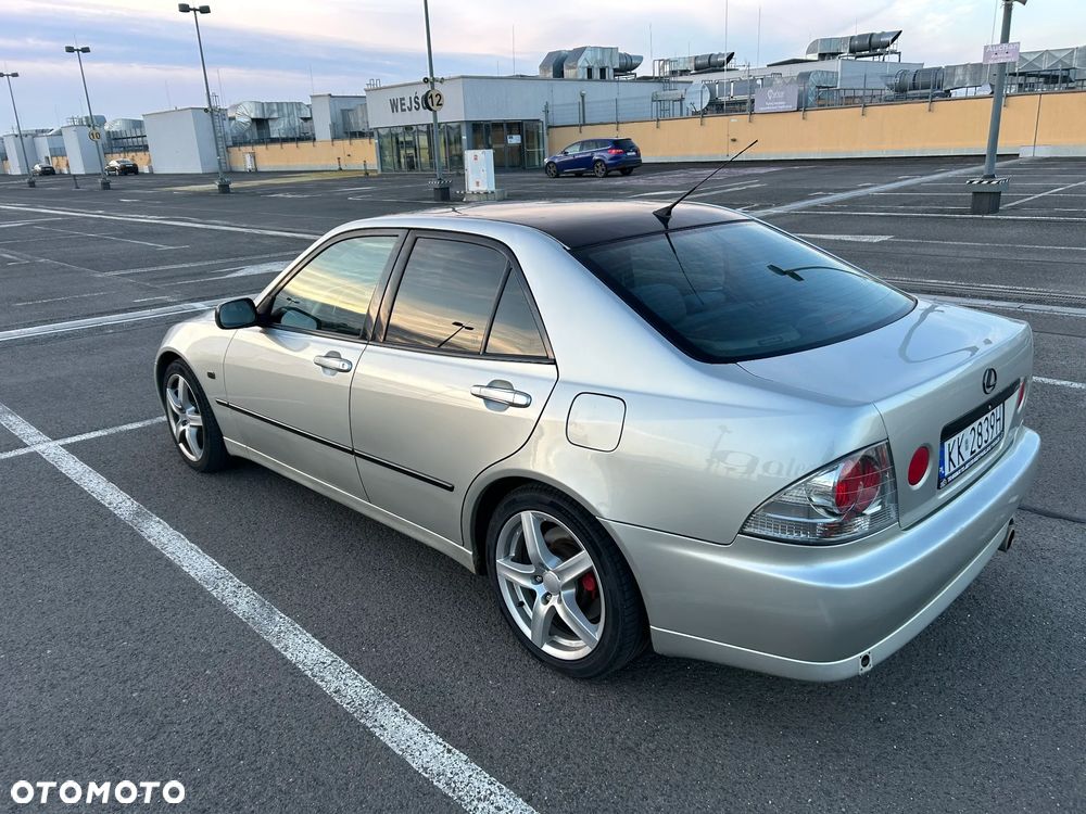 Lexus IS 200 Classic - 17