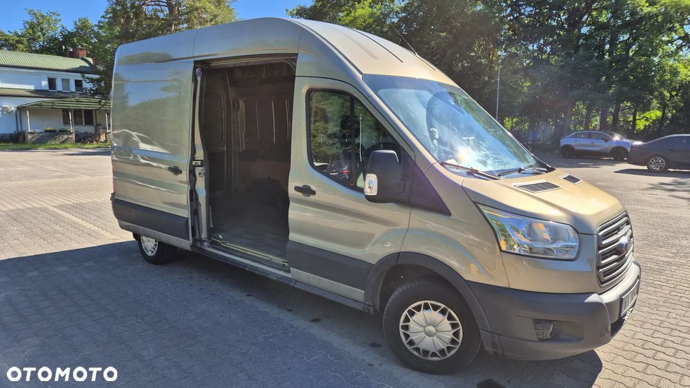 Ford Transit - 1