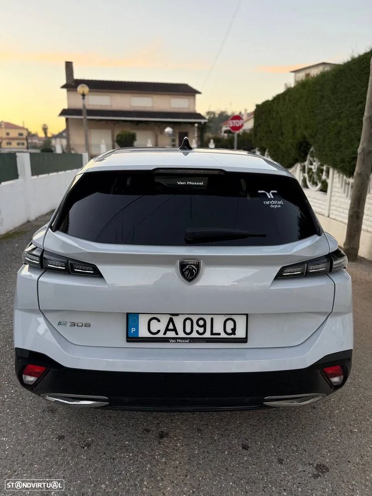 Peugeot e-308 54 kWh Allure - 26