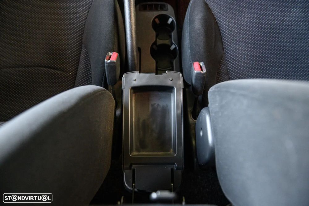 Hyundai Tucson 2.0 2WD GLS - 39