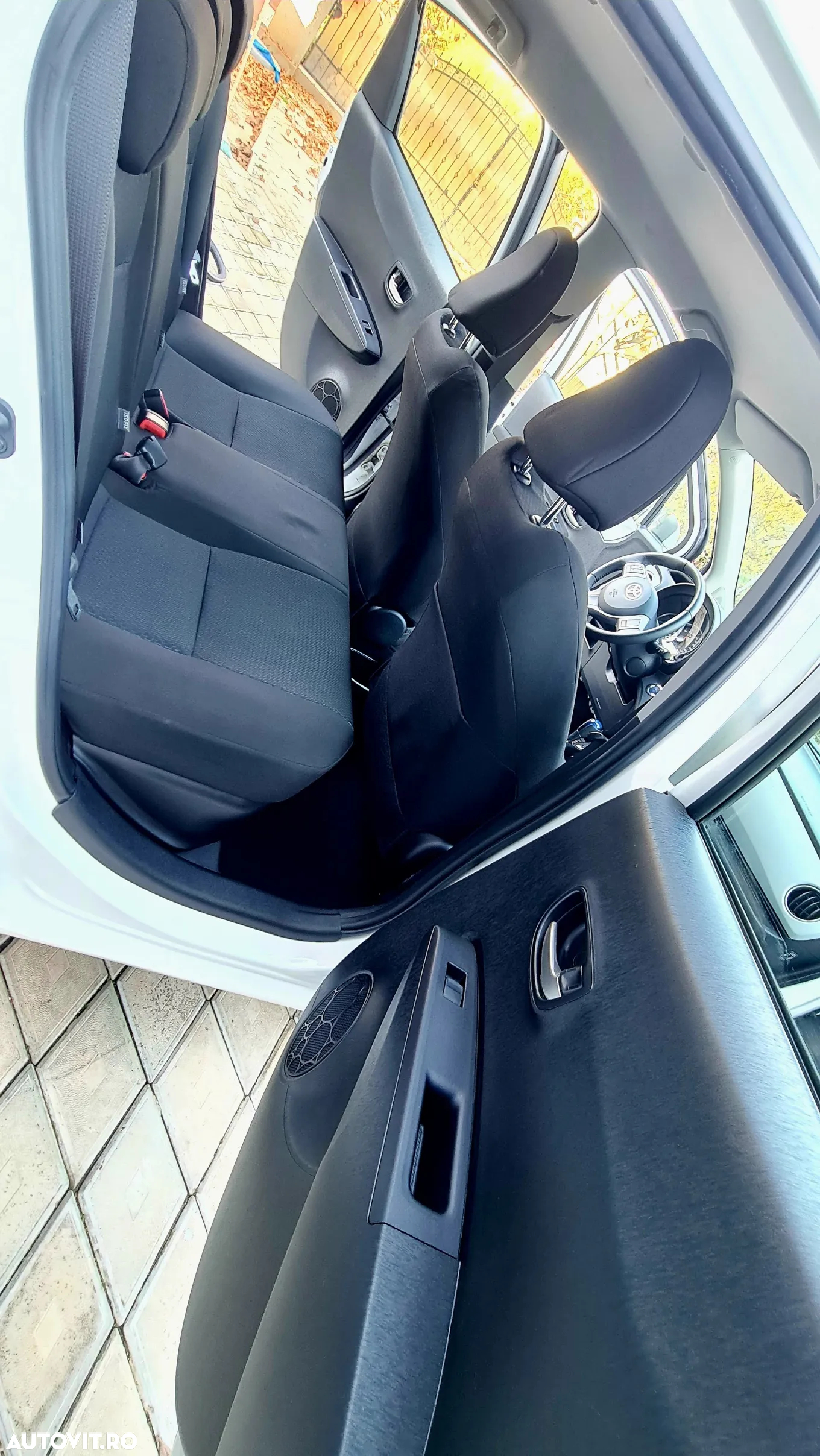 Toyota Yaris - 20