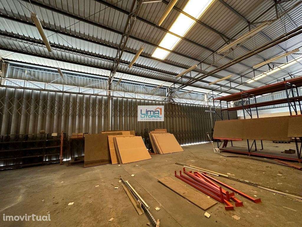 Armazém com 1440 m2 - Marinheiros/Marrazes - Leiria - Grande imagem: 3/6