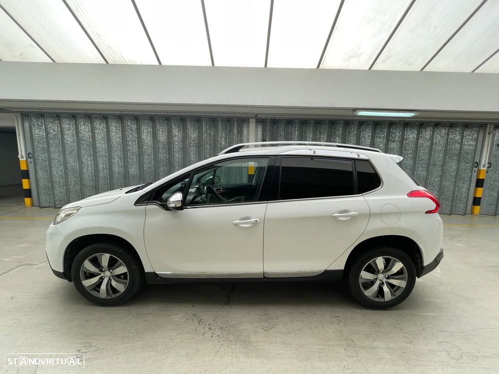 Peugeot 2008 1.6 e-HDi Allure 2-Tronic - 4