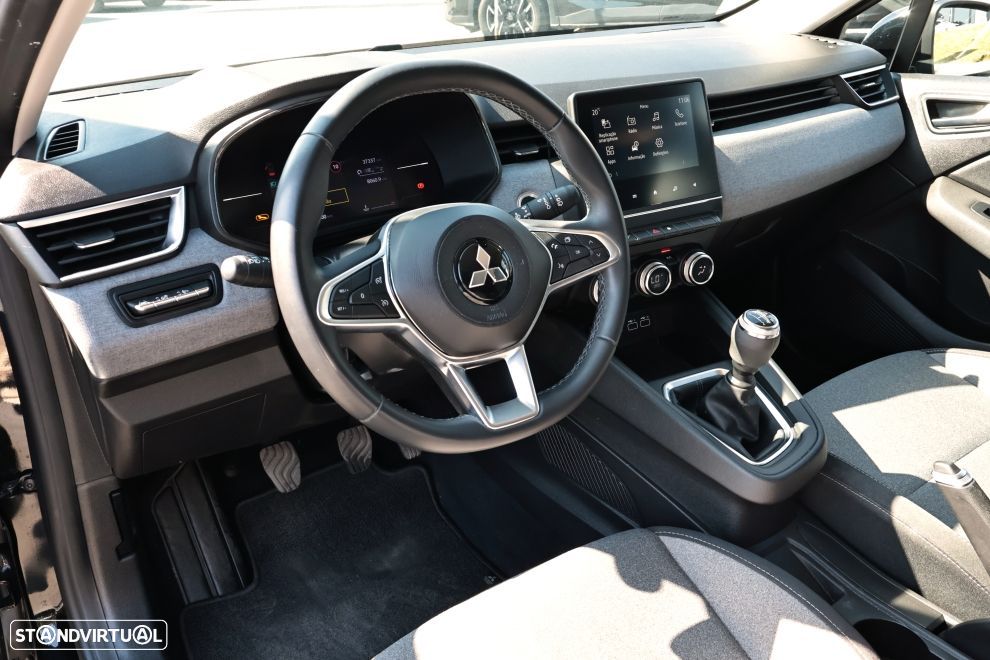 Mitsubishi Colt 1.0 MPI Invite - 13