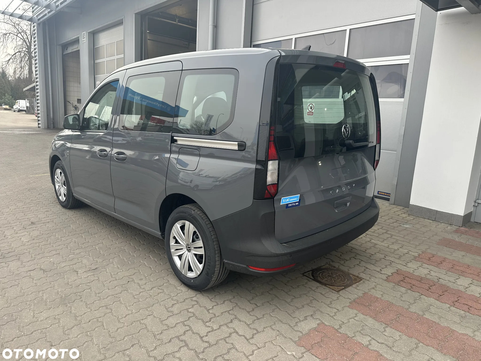 Volkswagen Caddy 2.0 TDI DSG - 3