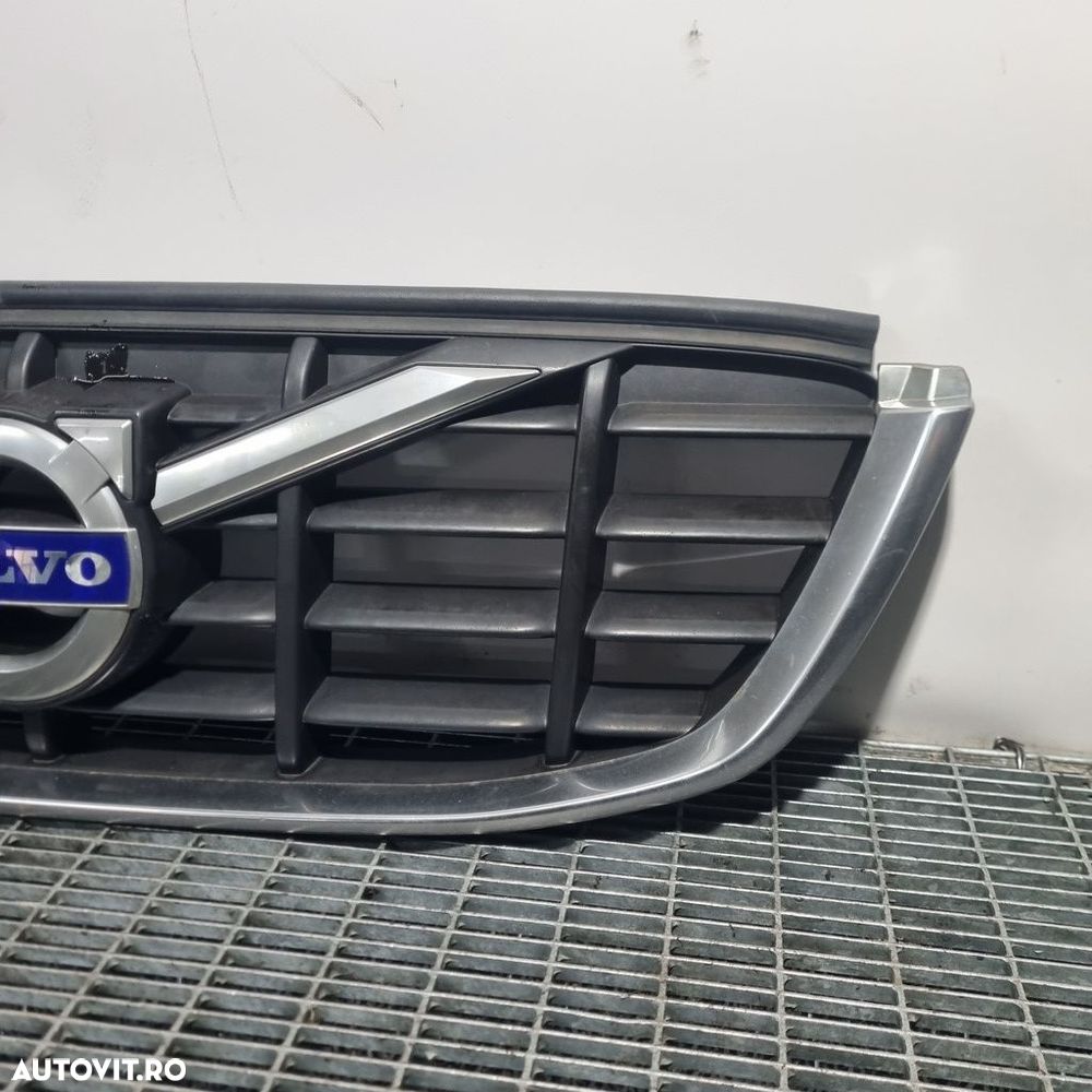 Grila fata Volvo XC60 2008 - 2013 (1482) - 2