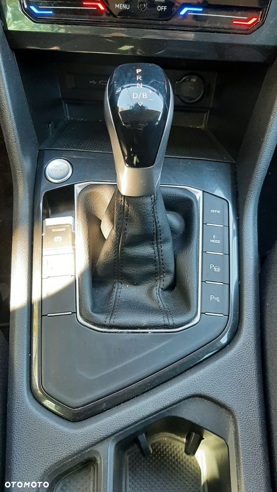 Volkswagen Tiguan 1.4 eHybrid OPF DSG Life - 2