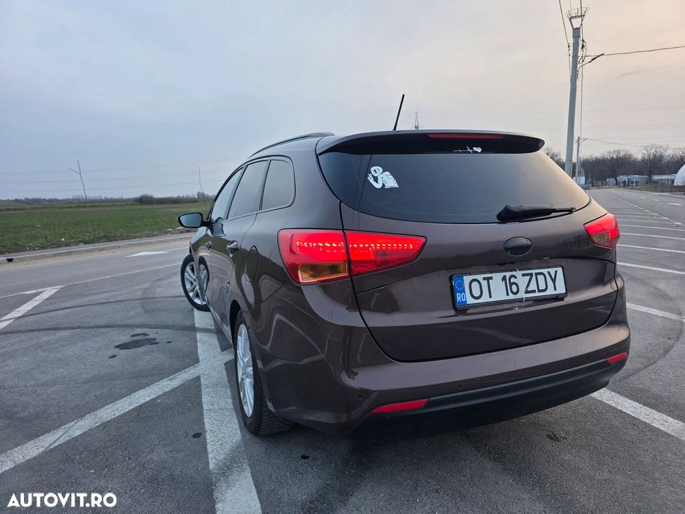 Kia Ceed 1.6 GDI DCT Platinum Edition - 3