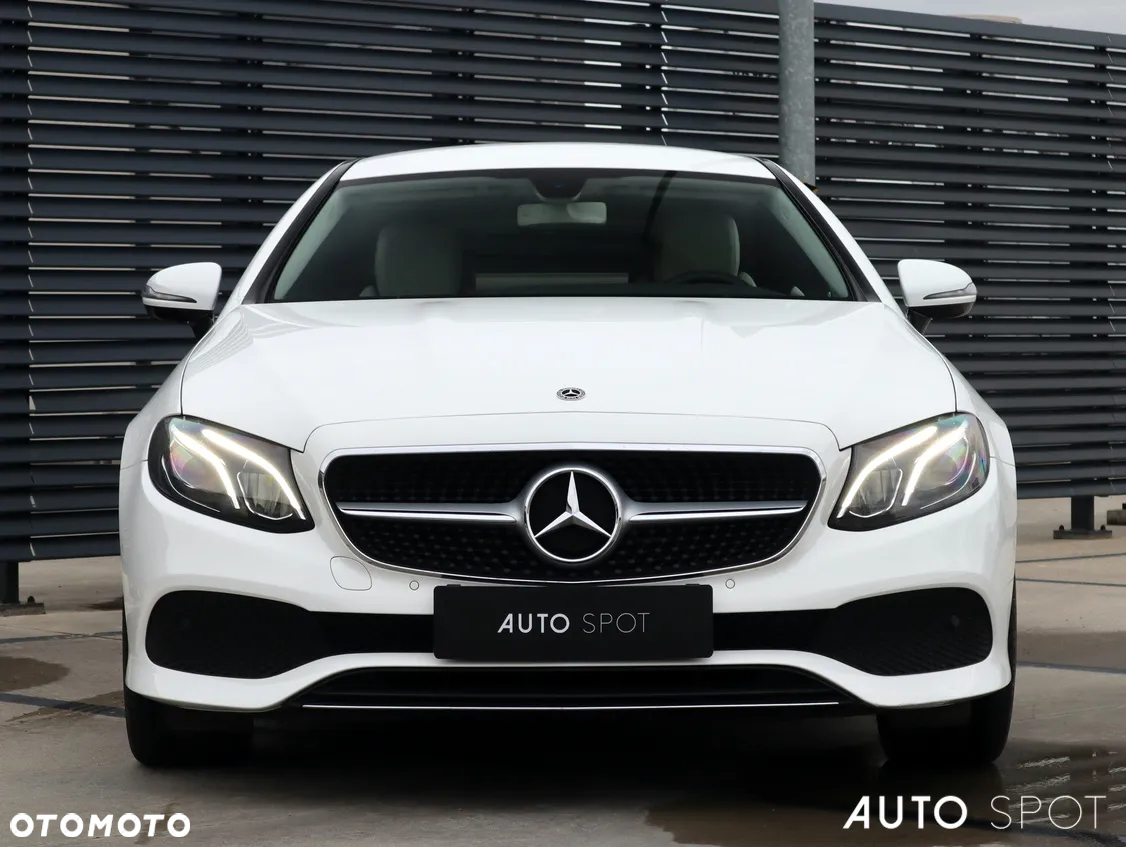 Mercedes-Benz Klasa E 220 d Coupe 9G-TRONIC - 12