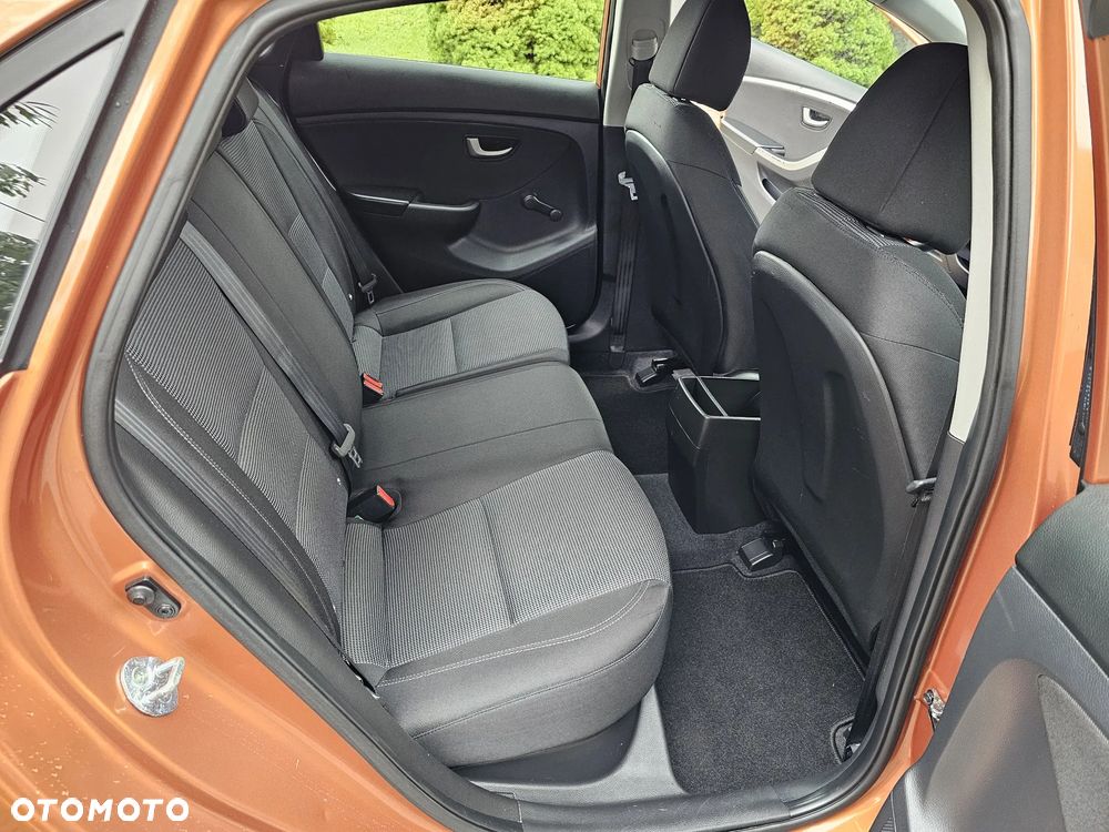 Hyundai i30 - 15