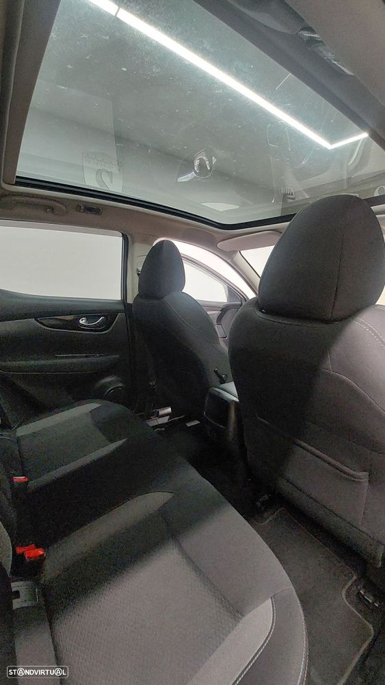 Nissan Qashqai 1.5 dCi N-Connecta - 13
