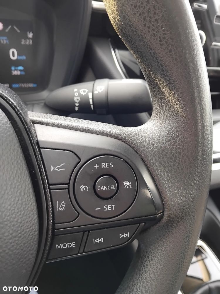 Toyota Corolla 1.6 Active - 13