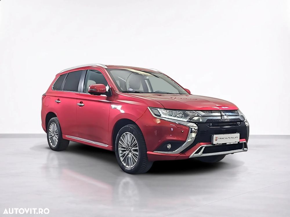 Mitsubishi Outlander 2.0 2WD CVT Invite - 8