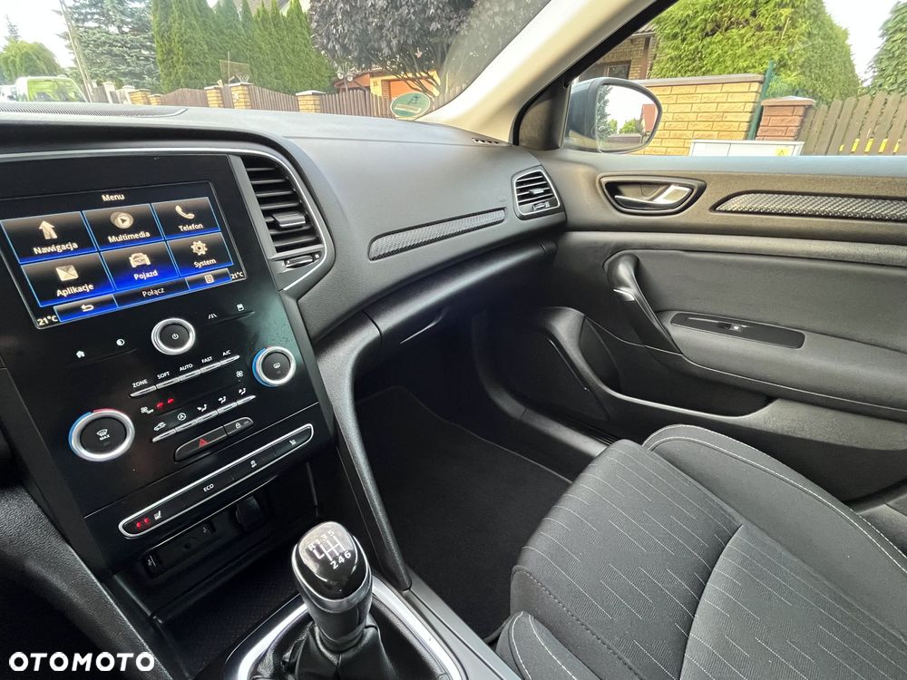 Renault Megane ENERGY TCe 130 LIMITED - 19