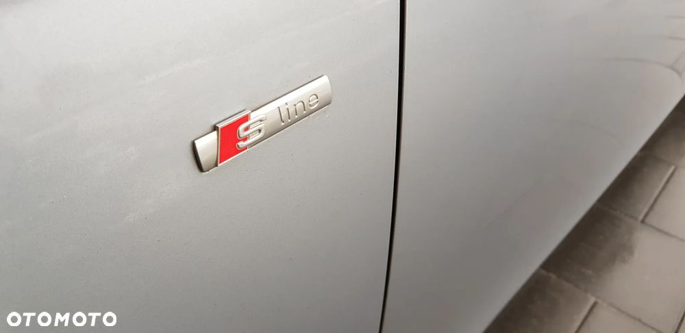 Audi A4 Limousine 3.0 TDI DPF quattro S line Sportpaket (plus) - 2