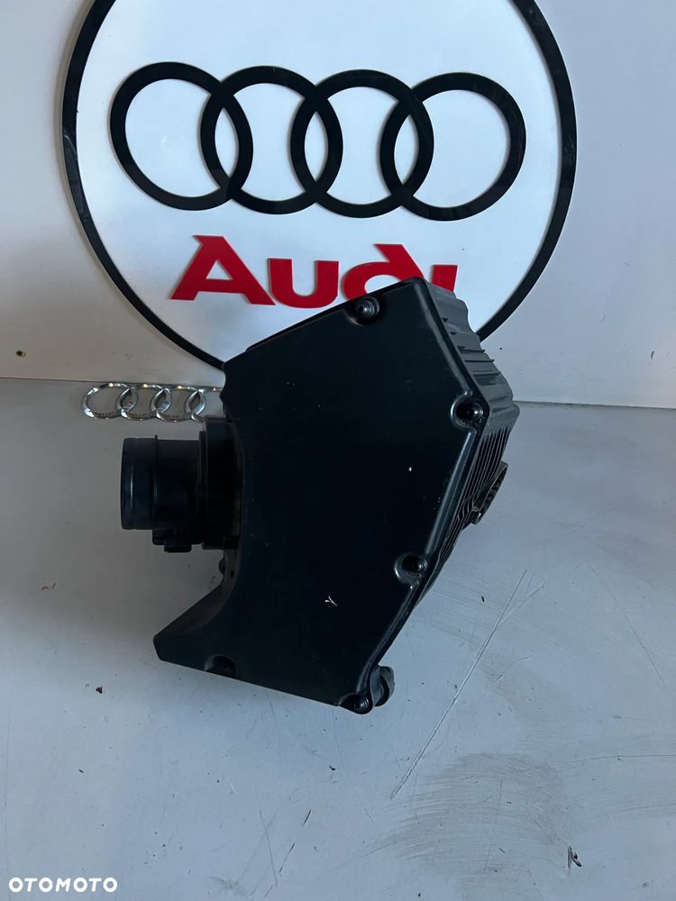 OBUDOWA FILTRA POWIETRZA FILTR POWIETRZA AUDI A4 B9 A5 8W0133835D 03L906461A - 2