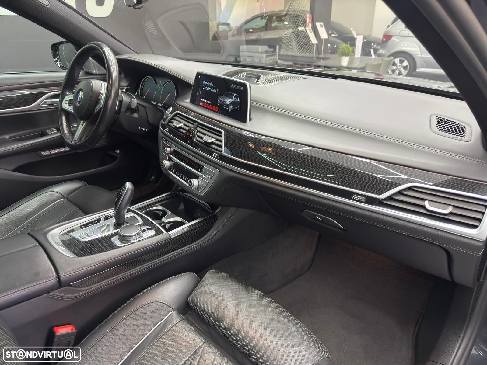 BMW 740 d xDrive Pack M - 25