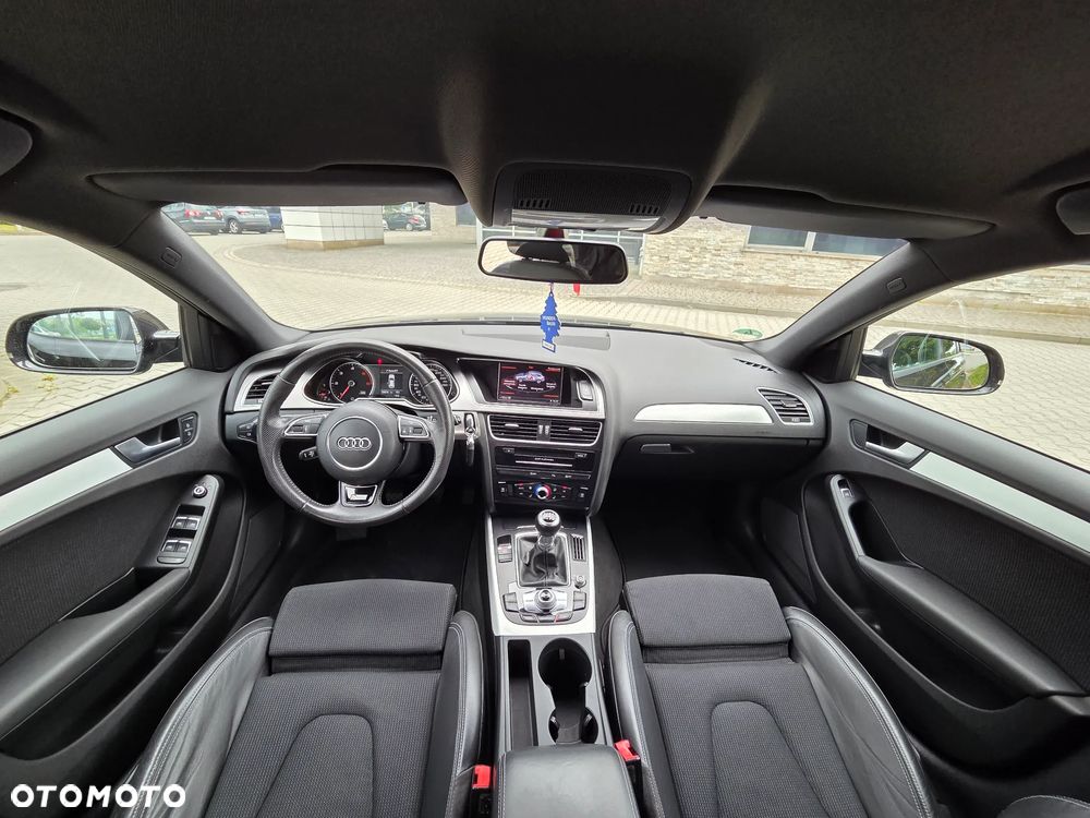 Audi A4 Avant 2.0 TDI DPF S line Sportpaket - 25