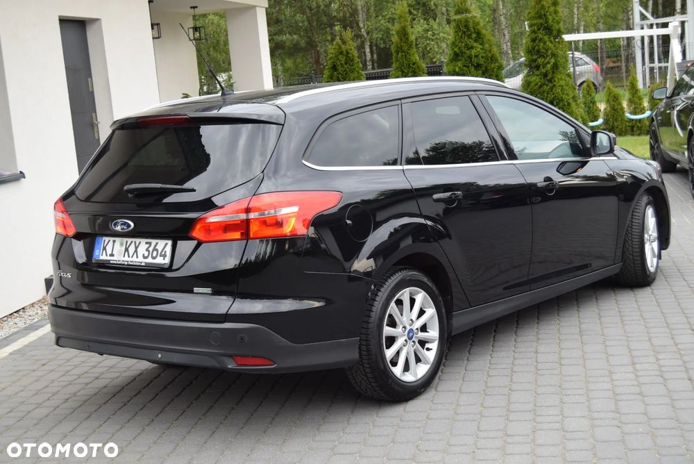 Ford Focus 1.0 EcoBoost Titanium - 12