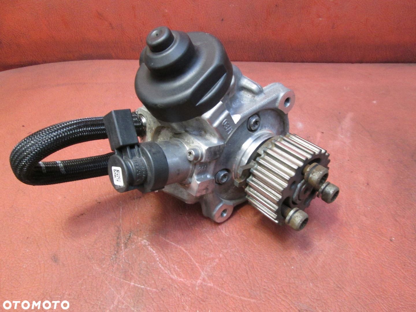 Pompa wtryskowa Audi Q3 VW 2.0 TDI 03L130755AC - 1