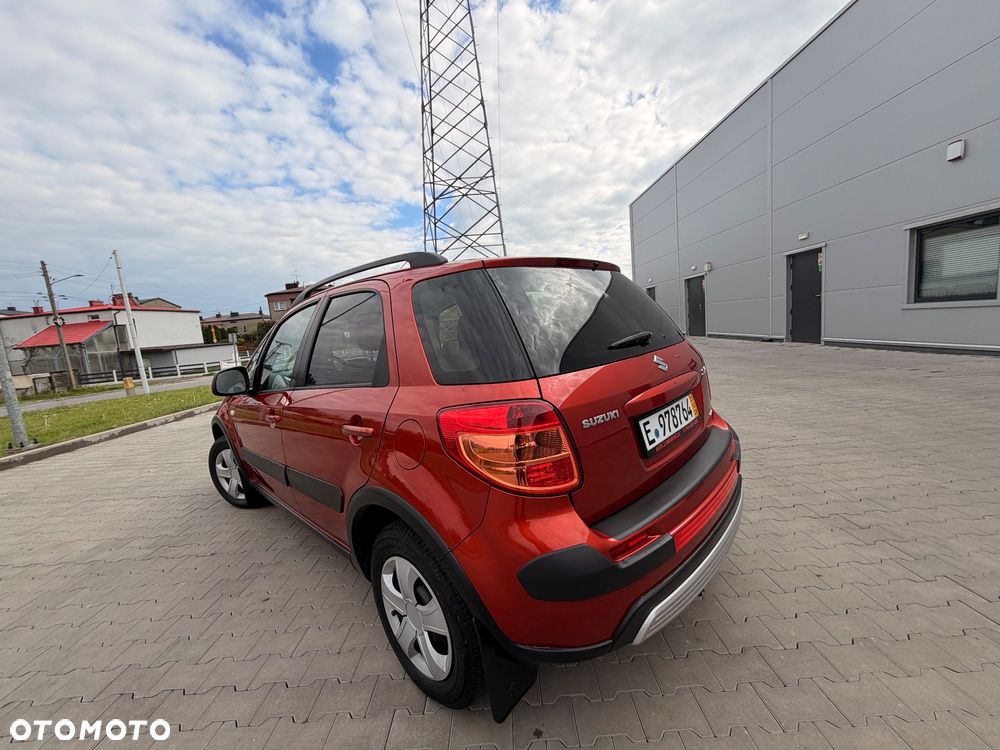 Suzuki SX4 1.6 VVT 4x4 Style - 5