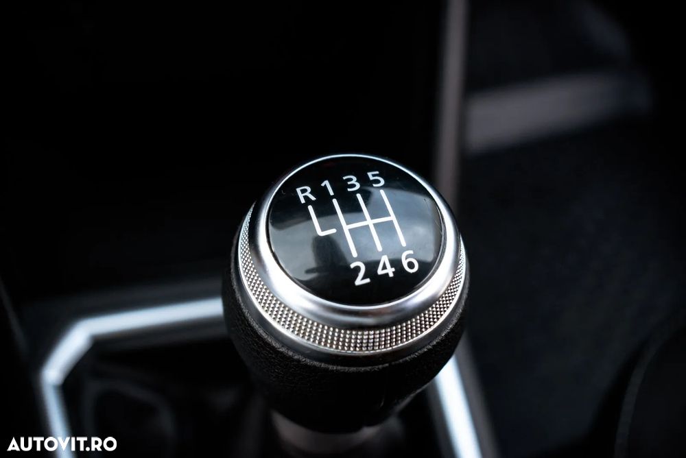 Dacia Logan ECO-G 100 MT6 Comfort - 28