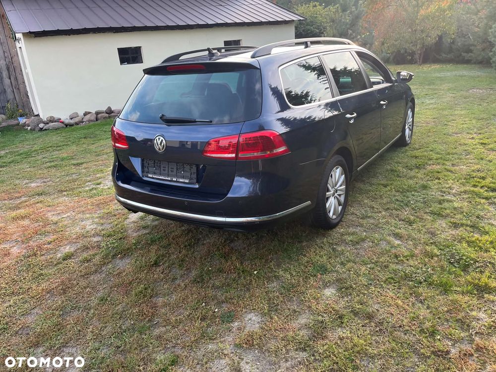 Volkswagen Passat 2.0 TDI DSG BlueMotion Technology Highline - 21
