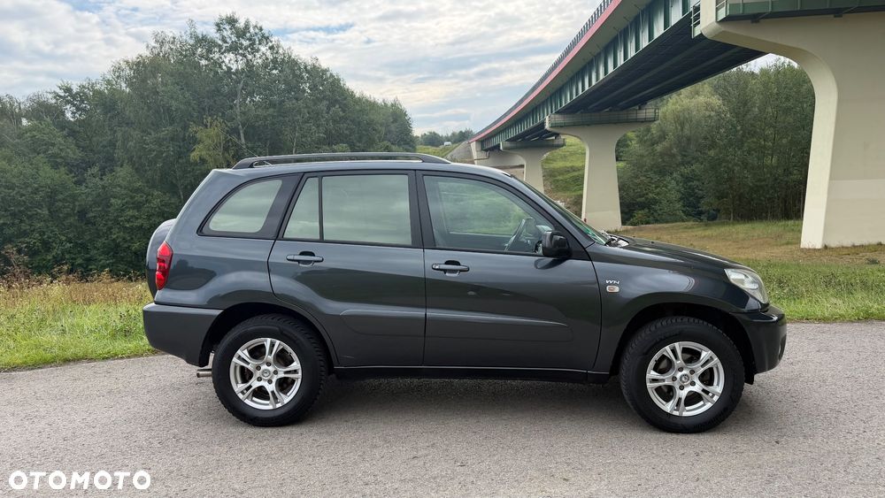 Toyota RAV4 4x4 - 6