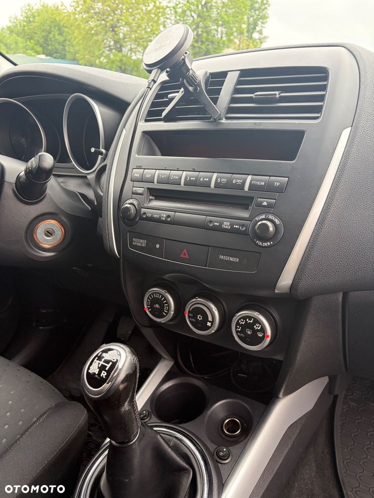Mitsubishi ASX 1.6 ARCTIC - 10