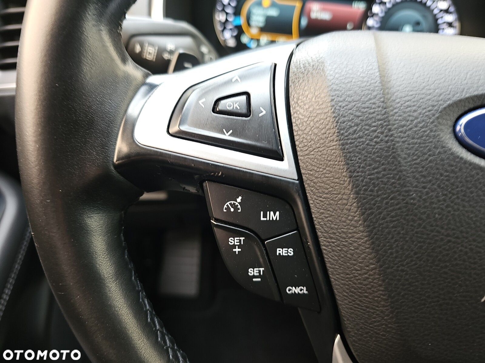 Ford S-Max - 15