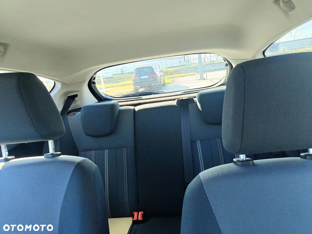 Ford Fiesta 1.25 Ambiente - 8