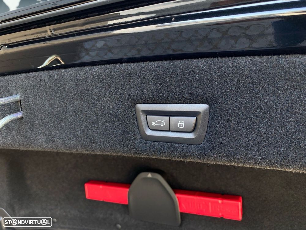 BMW i7 eDrive50 Pack Desportivo M Pro - 29