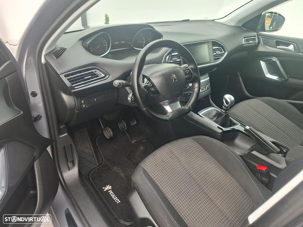 Peugeot 308 1.5 BlueHDi Style - 19