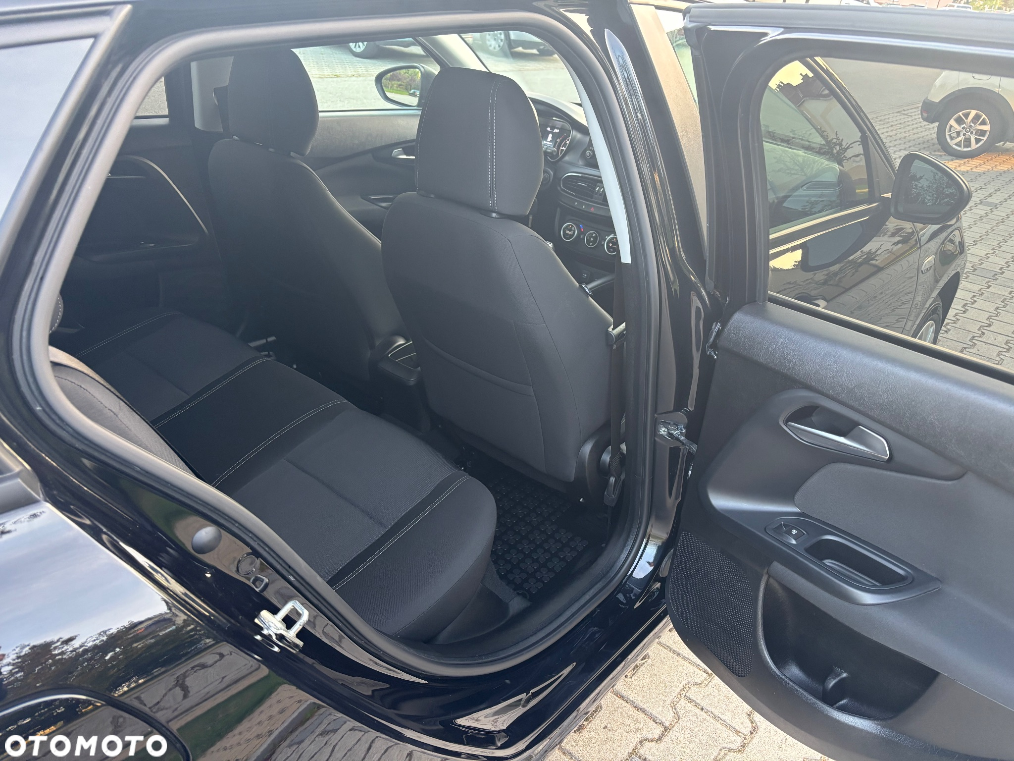 Fiat Tipo Kombi 1.0 T3 City Life - 12