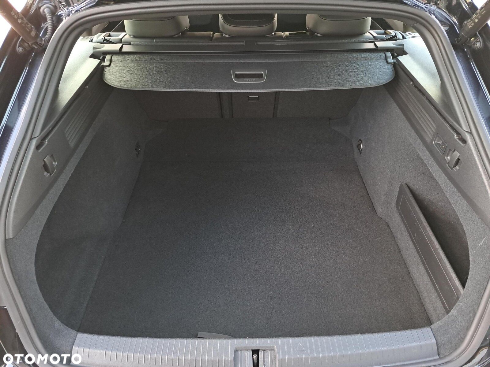 Volkswagen Arteon 2.0 TSI R-Line DSG - 34