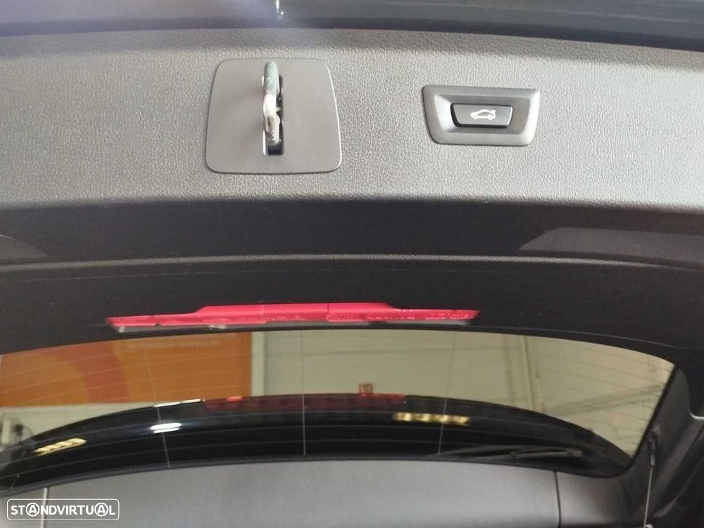 BMW 216 Active Tourer d Line Luxury Auto - 12