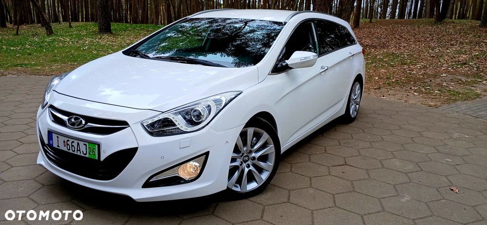 Hyundai i40 i40cw 1.7 CRDi Automatik Fifa World Cup Edition Silver - 3