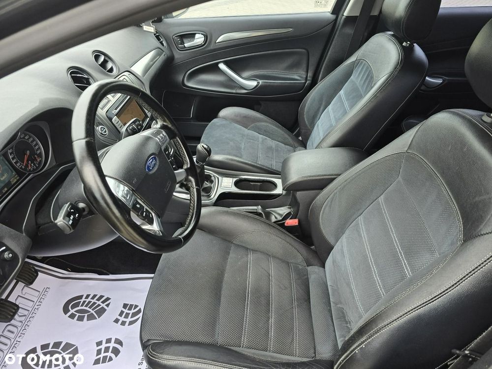 Ford Mondeo - 15