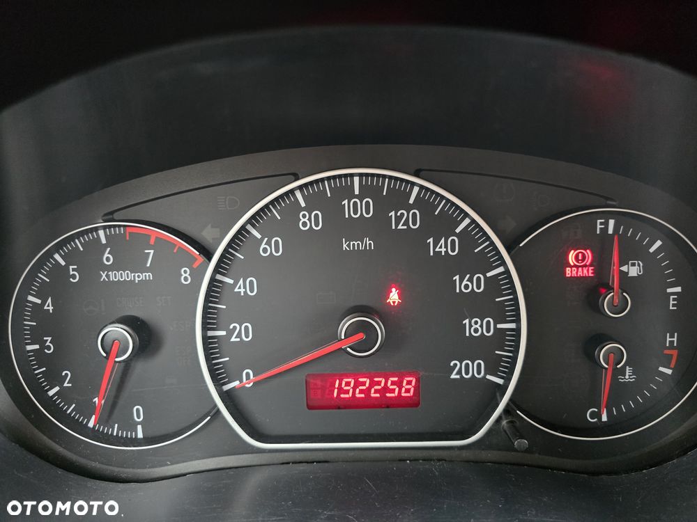Suzuki SX4 1.6 GS / Premium - 11