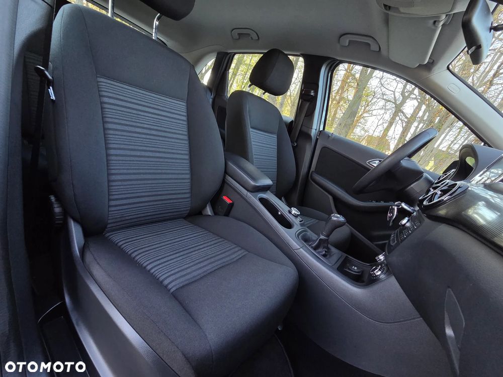 Mercedes-Benz Klasa B 180 d BlueEFFICIENCY Edition - 36