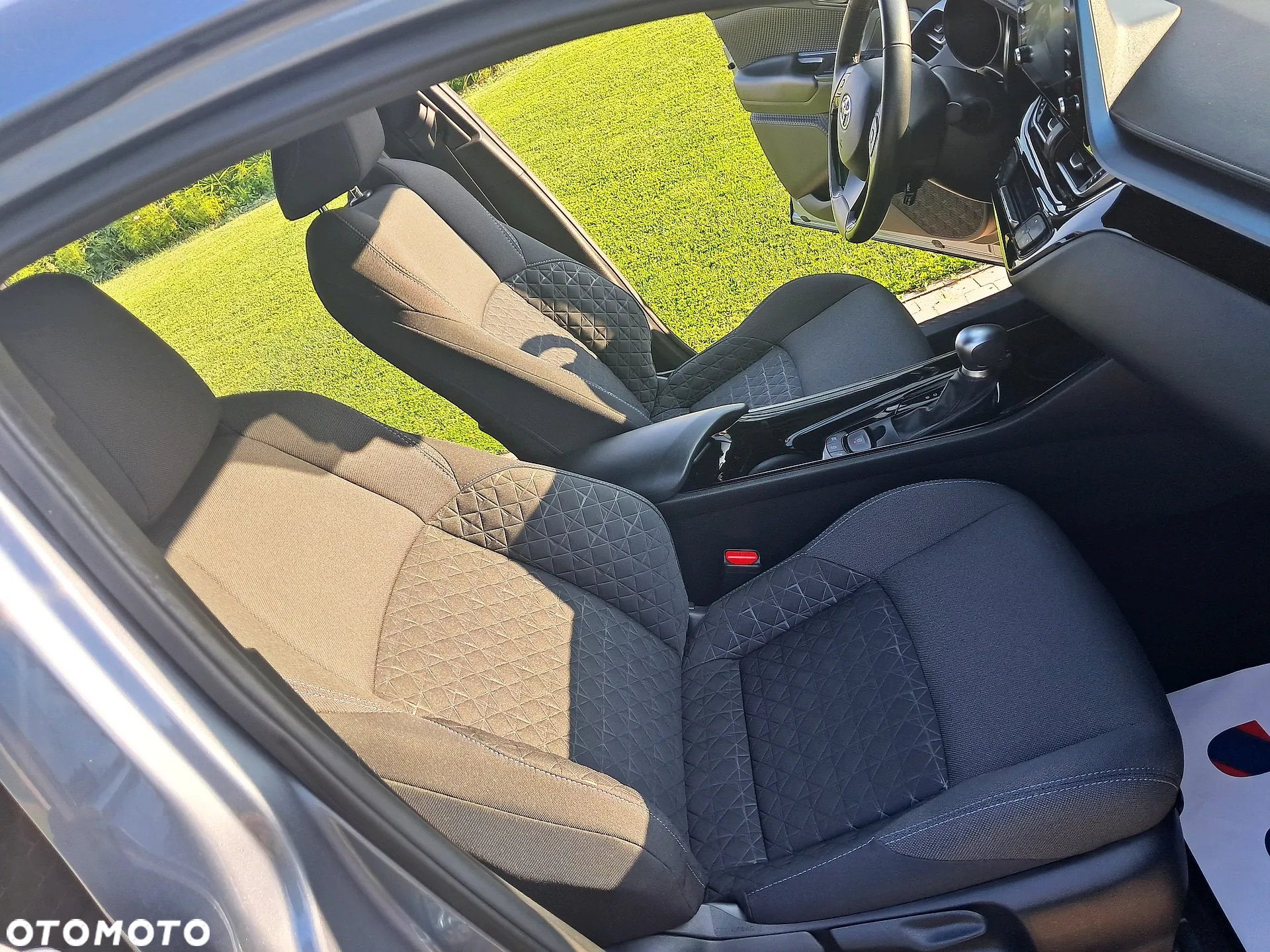 Toyota C-HR - 22